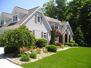Landscapers and Lawncare Services in Oak Creek, WI